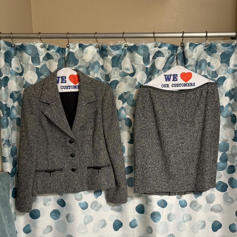 Petite Sophisticate Herringbone Two-Piece Suit -P14
